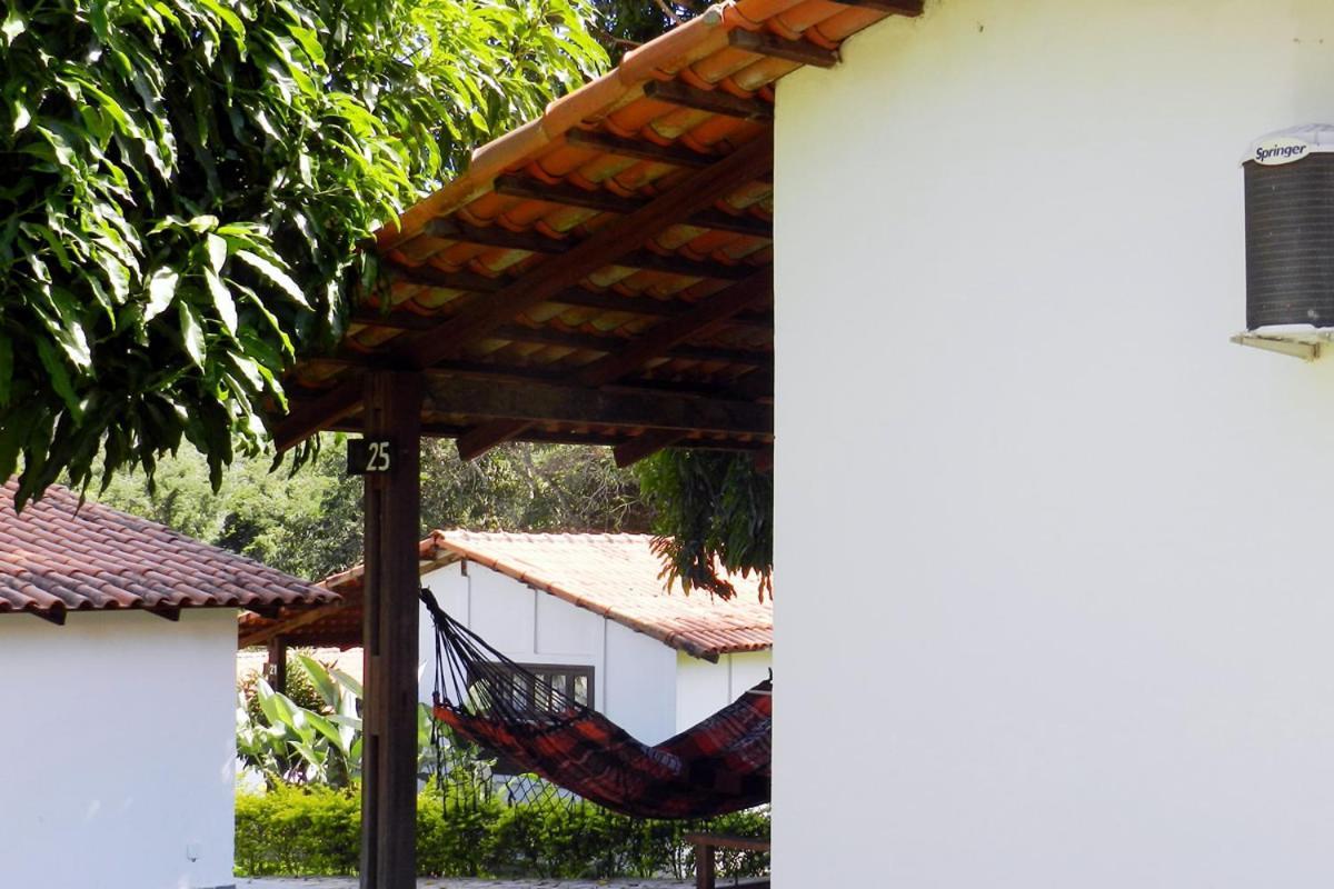 Raizama Fazenda Hotel Alexania Exterior photo